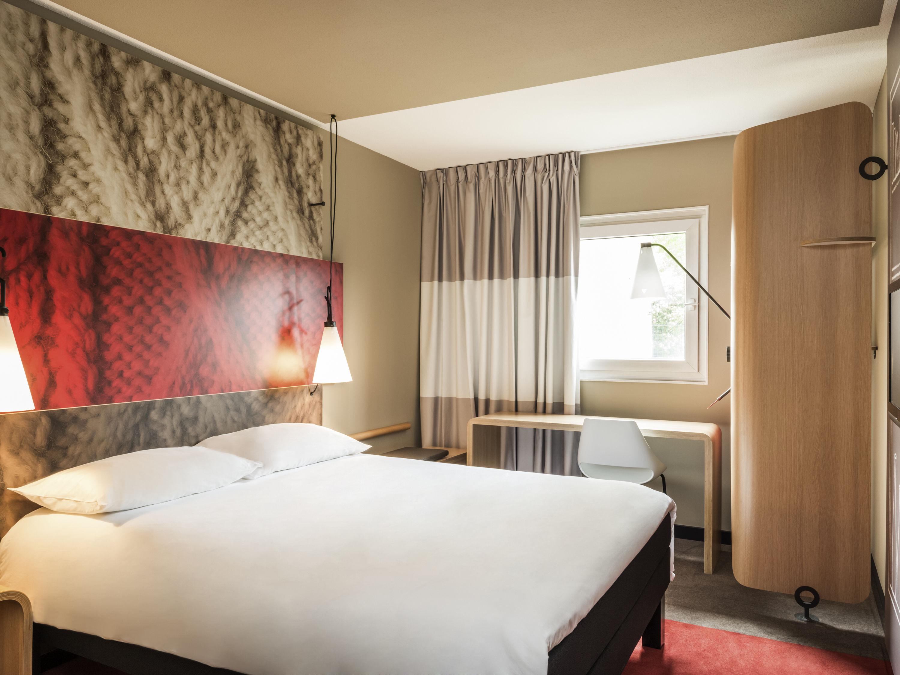 Ibis Cannes Plage La Bocca Bagian luar foto