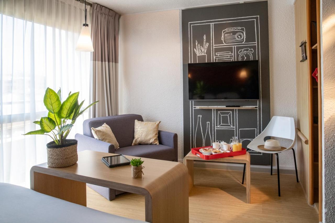 Ibis Cannes Plage La Bocca Bagian luar foto