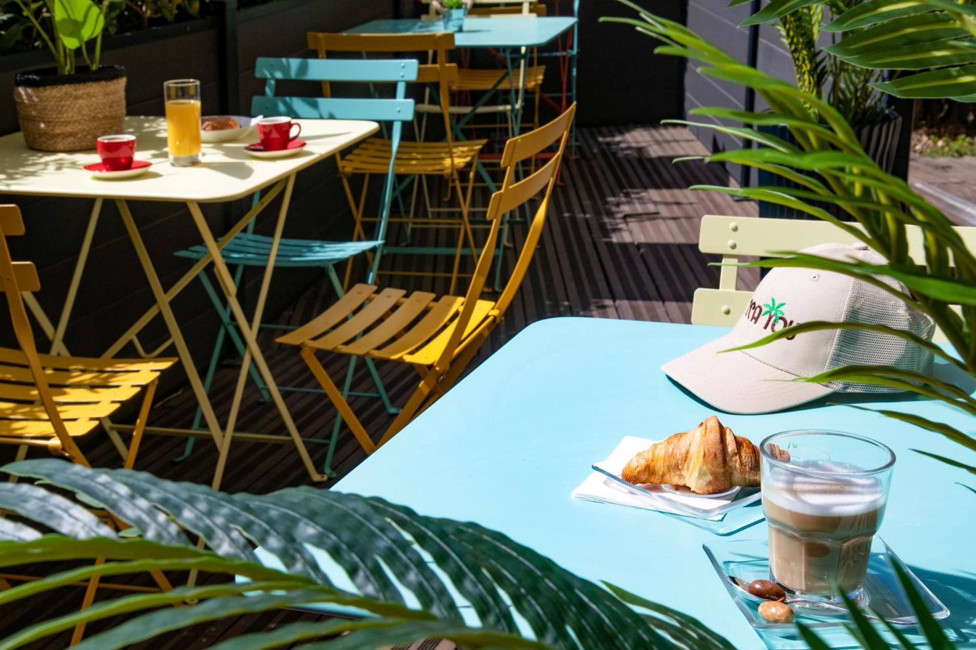 Ibis Cannes Plage La Bocca Bagian luar foto